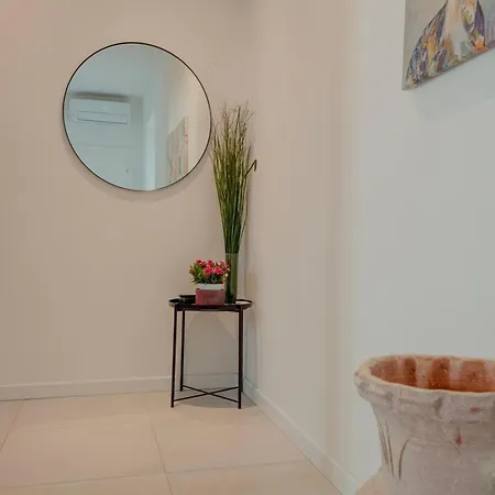 Elegant 28 San Giacomo